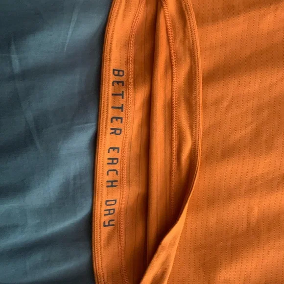 Lululemon License to Train Short Sleeve Orange Shirt Exercise Train - Picture 6 of 6